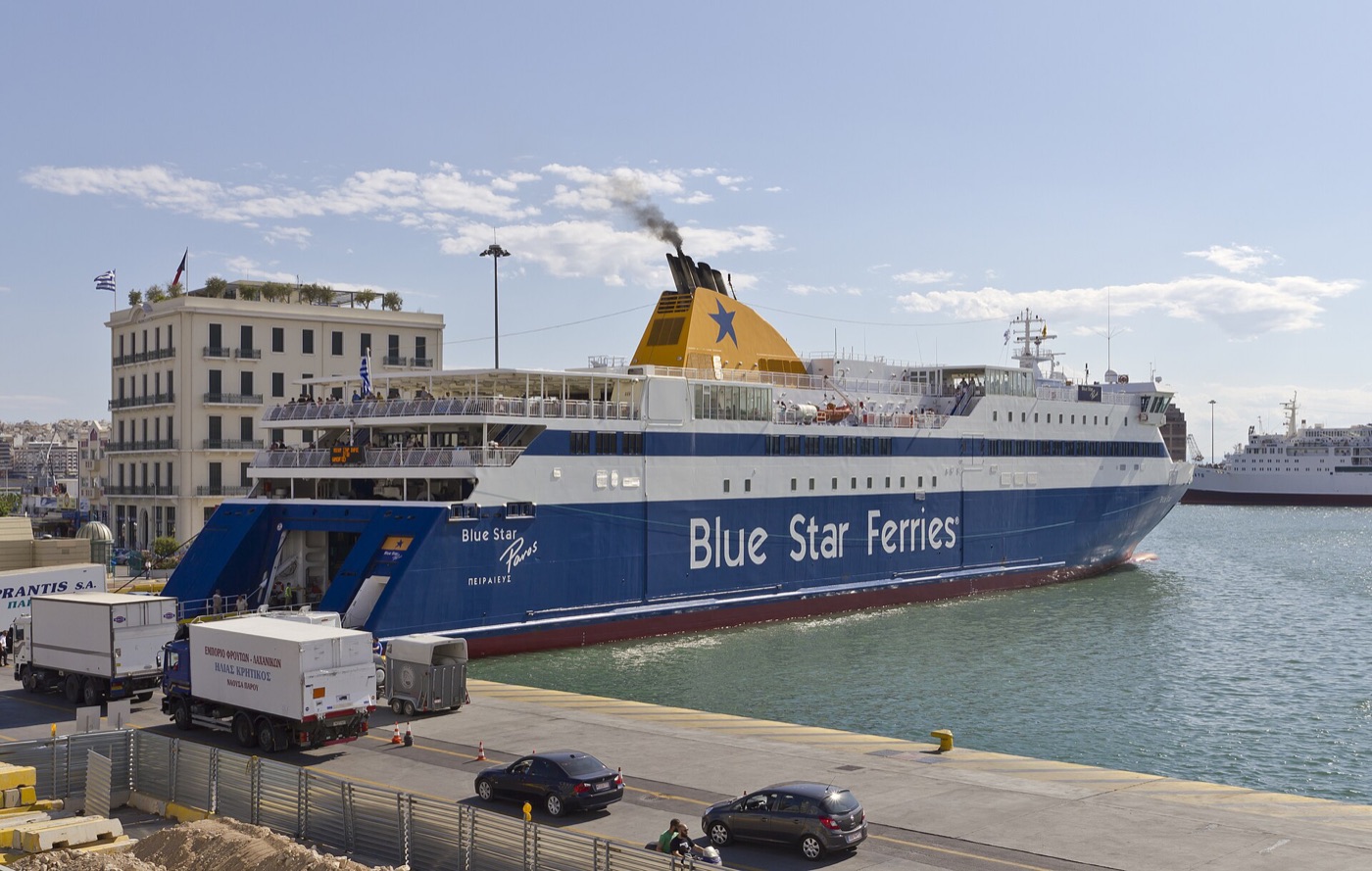 Piraeus sahili